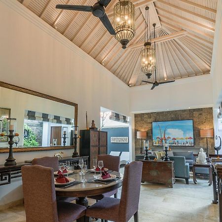 Mosan House - Unique Art-Filled Gem In Perfect Location A Short Walk From The Beach Or Seminyak Square Including Ac Office For Remote Working 외부 사진
