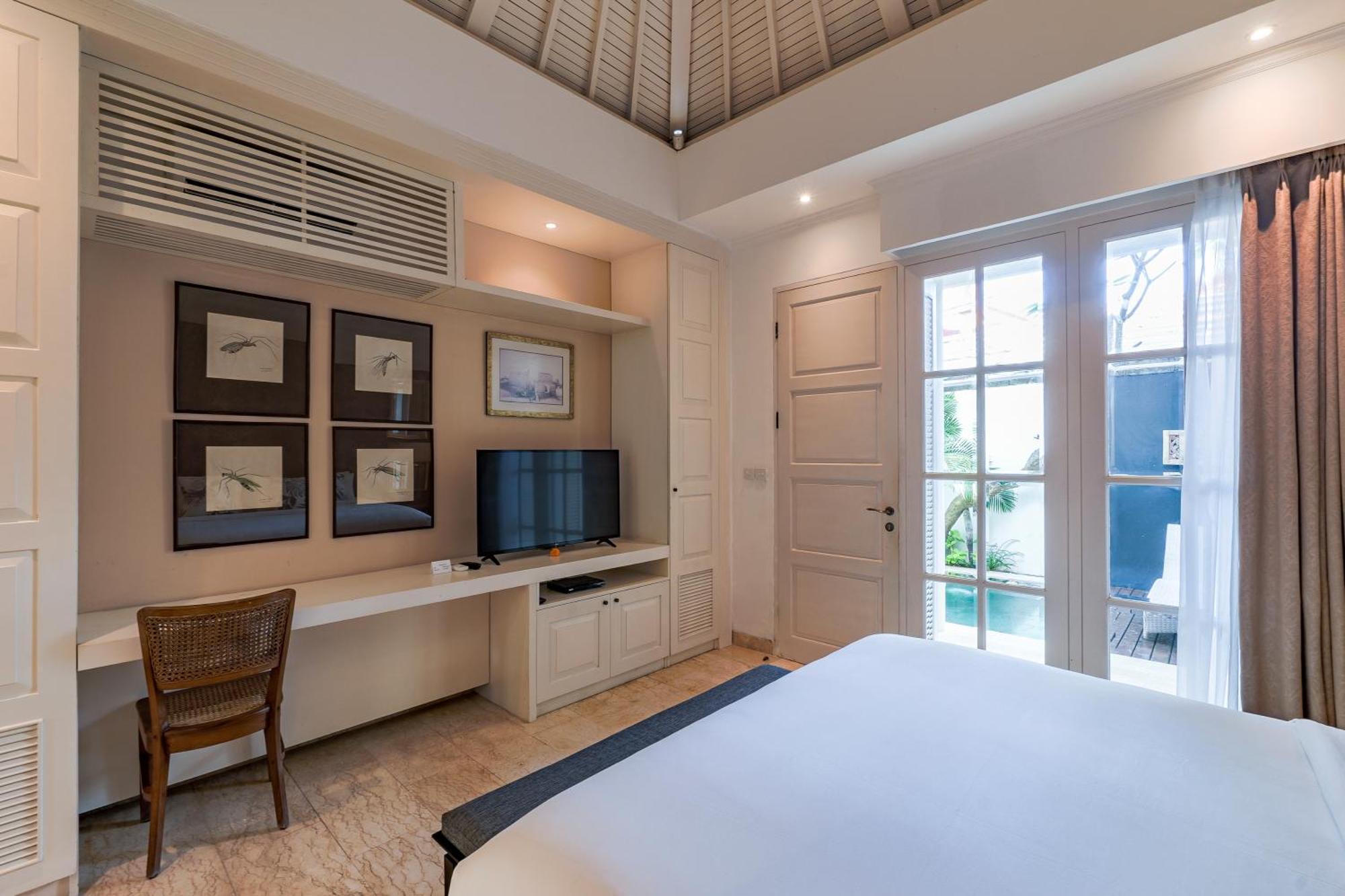 Mosan House - Unique Art-Filled Gem In Perfect Location A Short Walk From The Beach Or Seminyak Square Including Ac Office For Remote Working 외부 사진