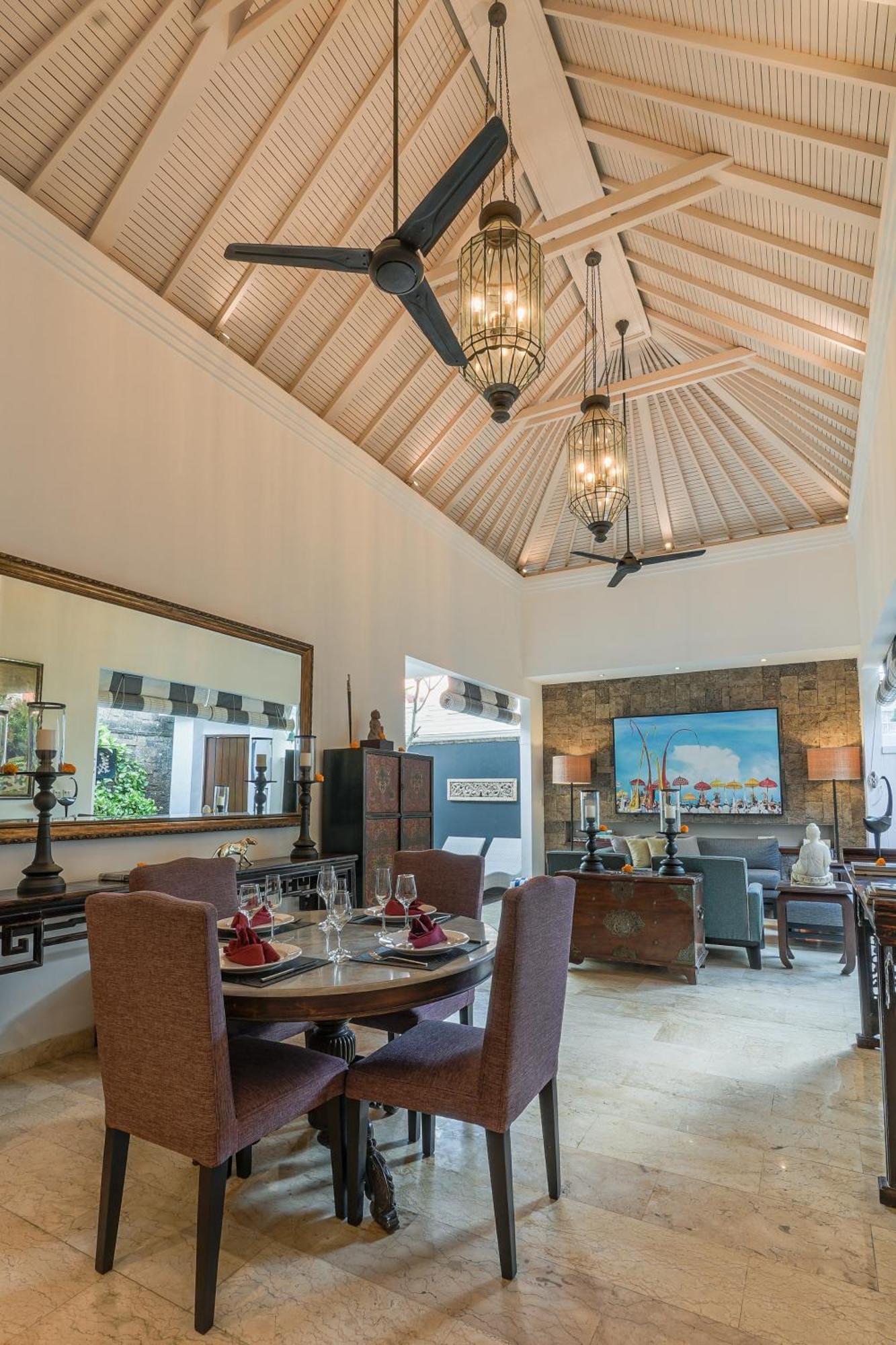 Mosan House - Unique Art-Filled Gem In Perfect Location A Short Walk From The Beach Or Seminyak Square Including Ac Office For Remote Working 외부 사진