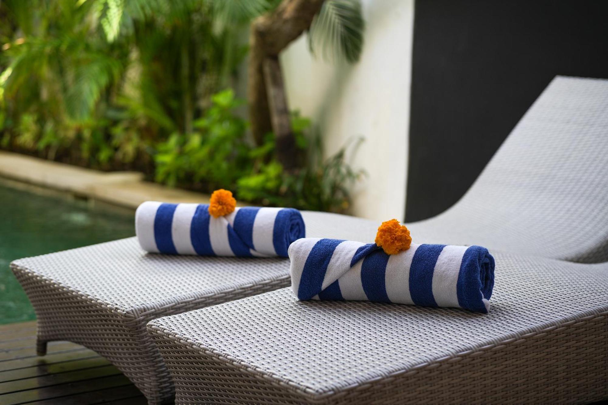 Mosan House - Unique Art-Filled Gem In Perfect Location A Short Walk From The Beach Or Seminyak Square Including Ac Office For Remote Working 외부 사진